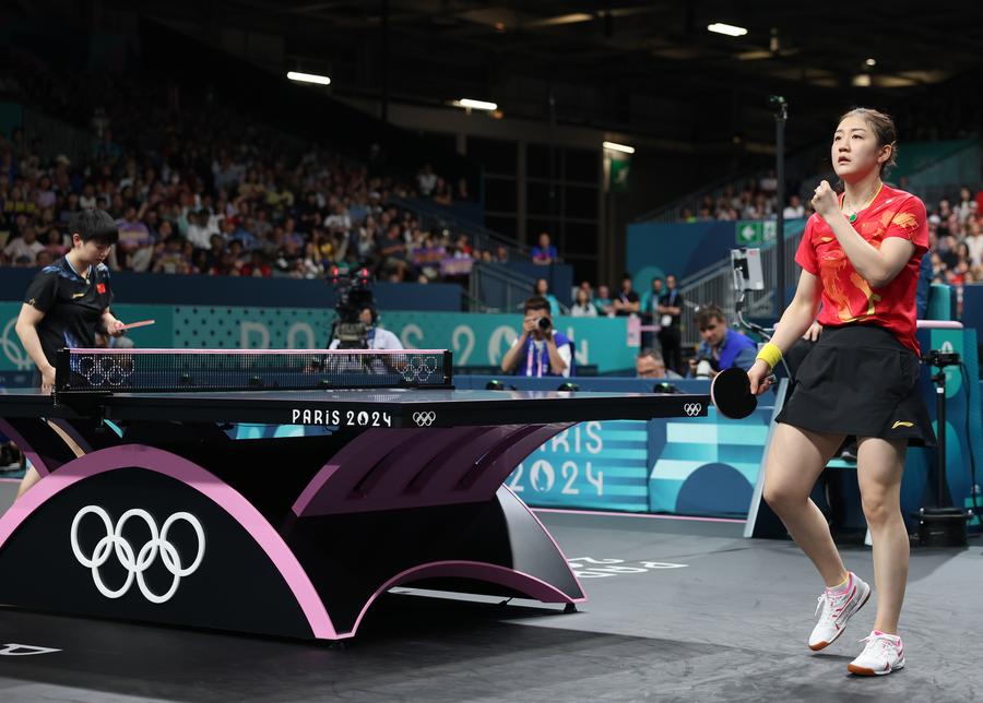 In pics Chen beats world No. 1 Sun to defend table tennis women's