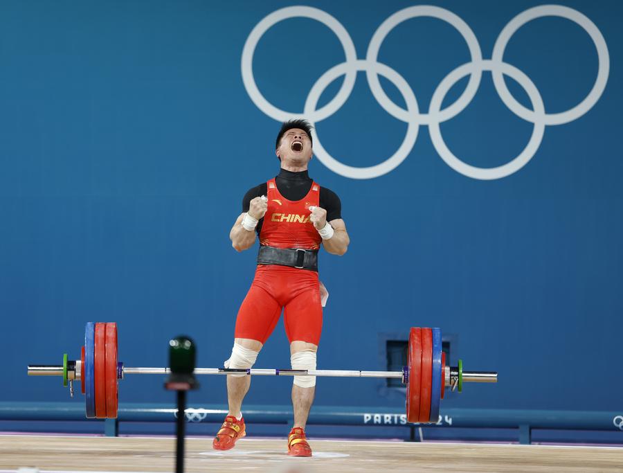 Olympics | Chinese Weightlifters Hou, Li Retain Gold at Paris 2024