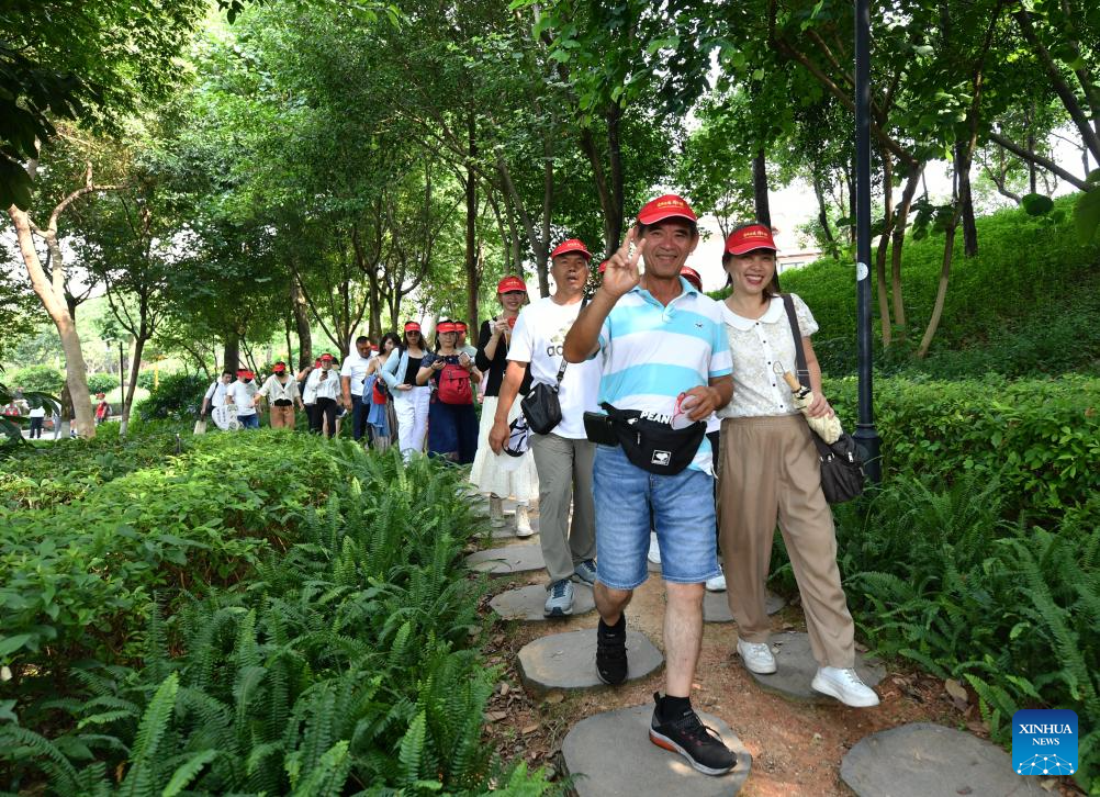 Couples Attend Tree-Planting Event on Qixi Festival in Xiamen