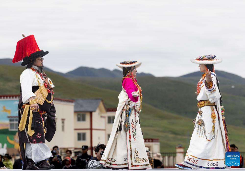 Fashion Show Held at Opening Ceremony of Nomadic Cultural Tourism Season in SW China