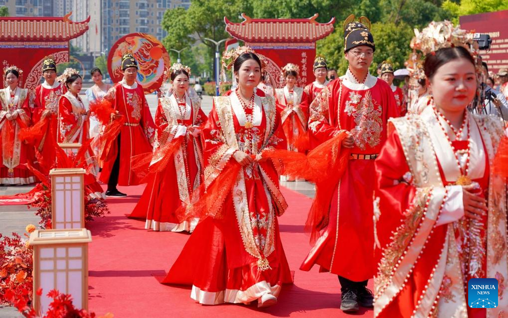 Across China: Weddings Enjoy a 'Less Is More' Revolution