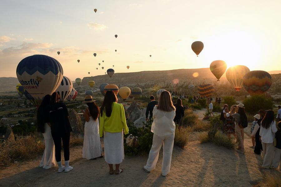 Türkiye announces its 10 happiest cities