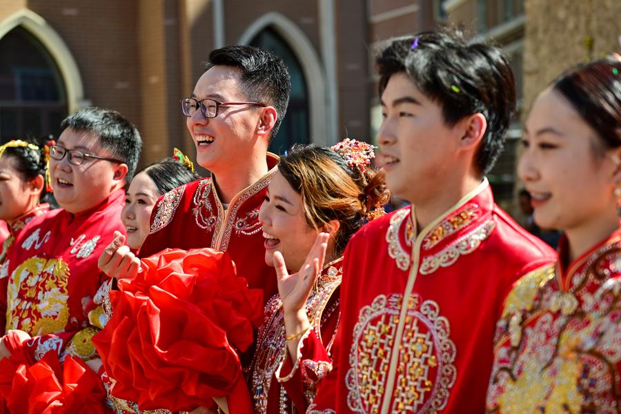 Mass wedding event across China aims to curb extravagance – Xinhua