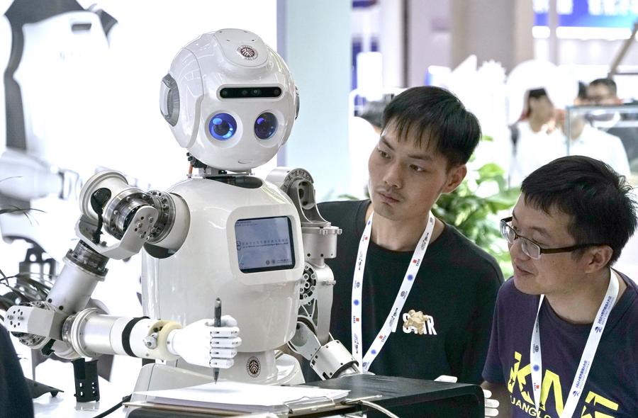 Technology&Life World Robot Conference 2024 opens in BeijingXinhua