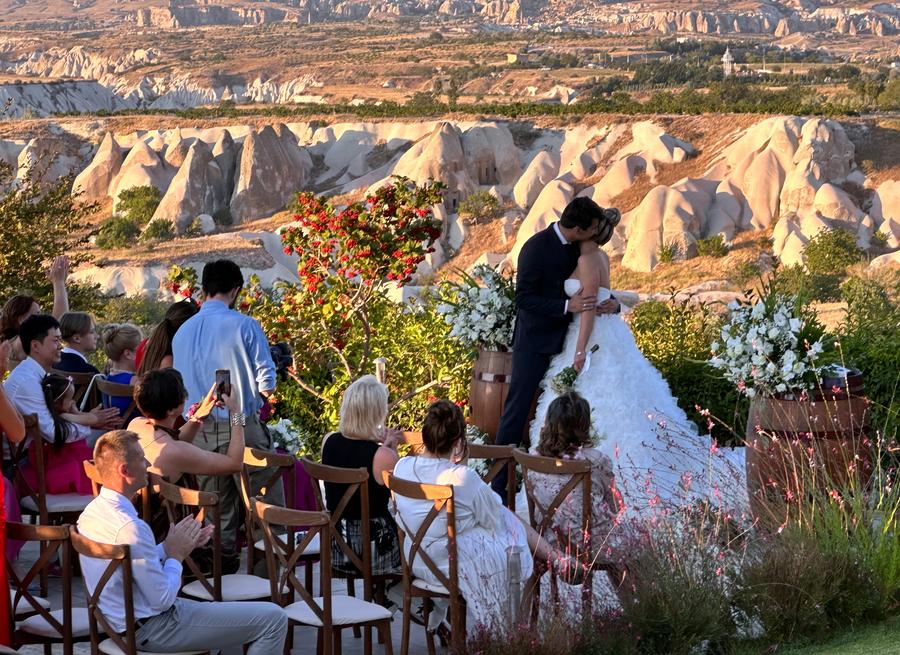 Cappadocia in Turkey becomes increasingly attractive for weddings – Xinhua