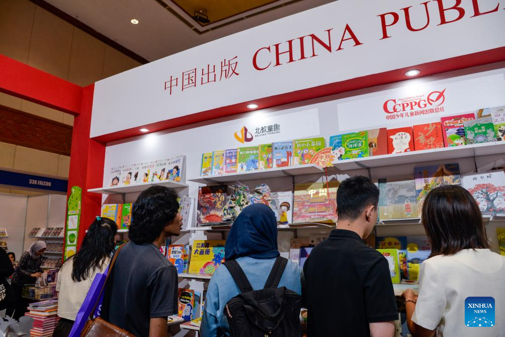 Penerbit Tiongkok bersinar di Pameran Buku Internasional Indonesia-Xinhua