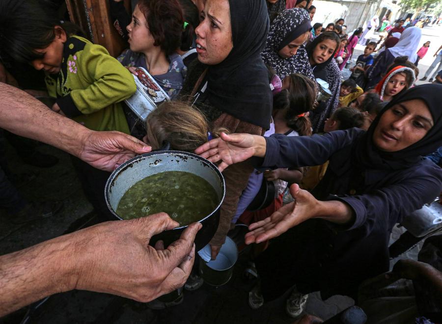 Hunger deepens in Gaza as food shortage worsens, aid plummets-Xinhua