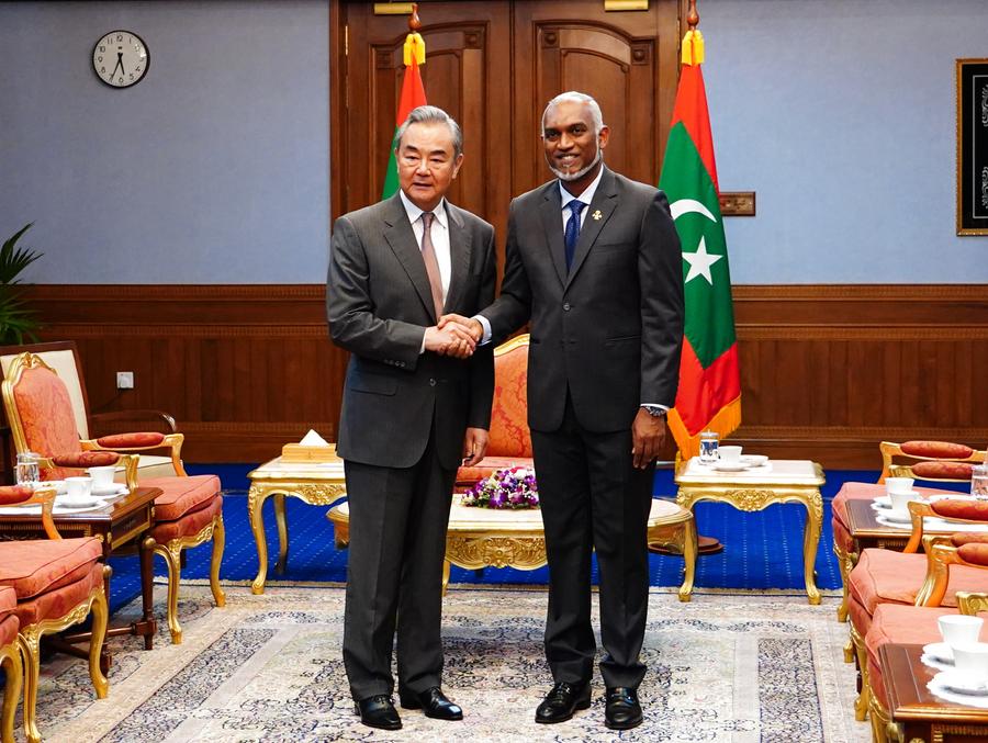 Maldives president meets Chinese FM to deepen bilateral cooperation-Xinhua