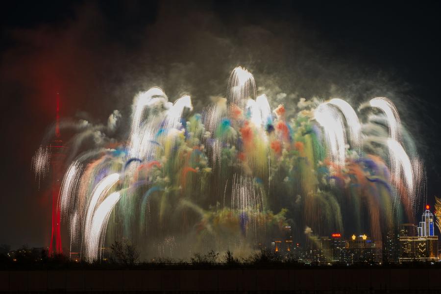 Asia Album: Beautiful fireworks light up Macao's night-Xinhua