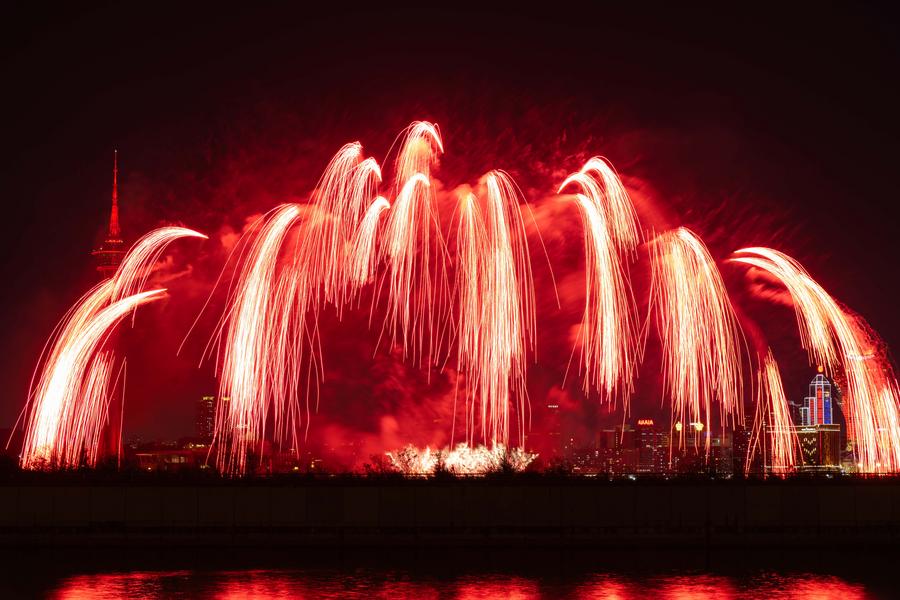 Asia Album: Beautiful fireworks light up Macao's night-Xinhua