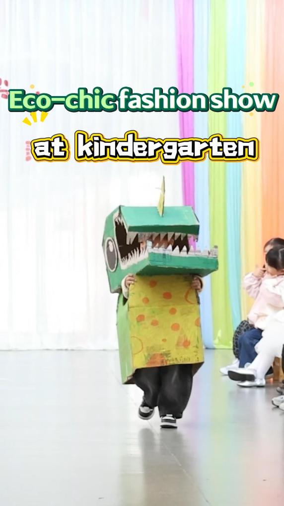 Eco-chic fashion show at E China kindergarten