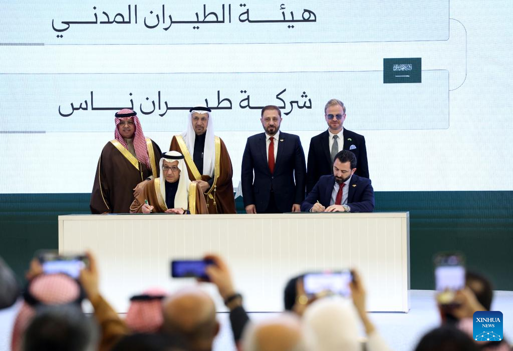 Syria, Saudi Arabia sign strategic deals, launch joint airline to boost investment, connectivity-Xinhua  english.news.cn