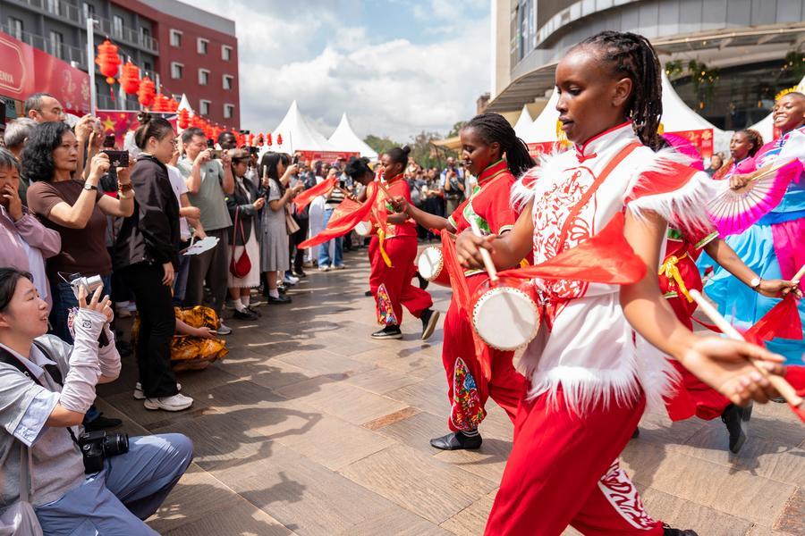 (Hello Africa) China-Kenya cultural fusion, friendship shine at Spring Festival Gala-Xinhua