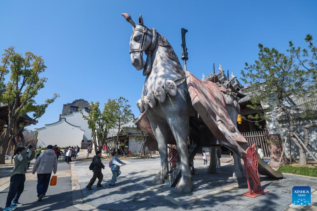 China sees booming cultural and tourism consumption during Spring Festival