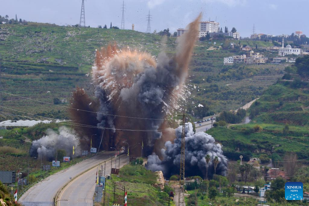 Israel launches new strikes in S. Lebanon, targeting key bridge over Litani  River-Xinhua