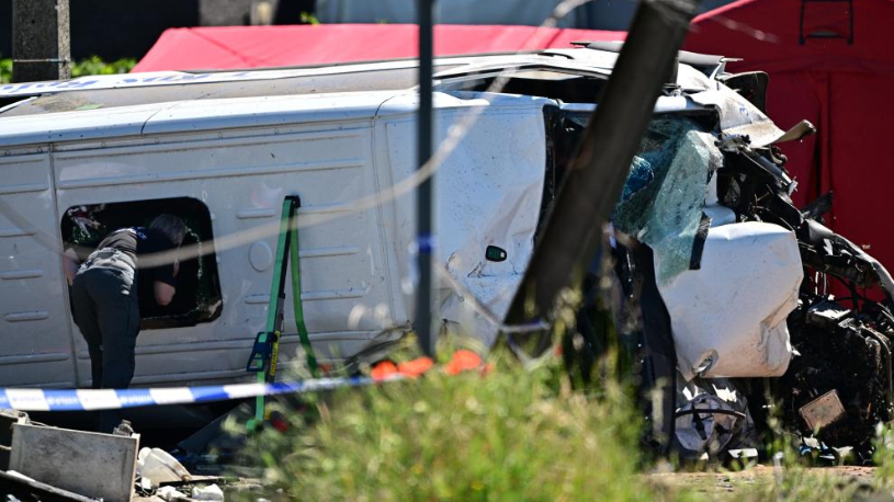 Accident Belgium kills four after train strikes school minibus