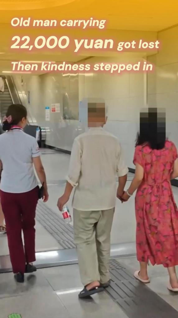Lost elderly man helped by stranger, subway staff
