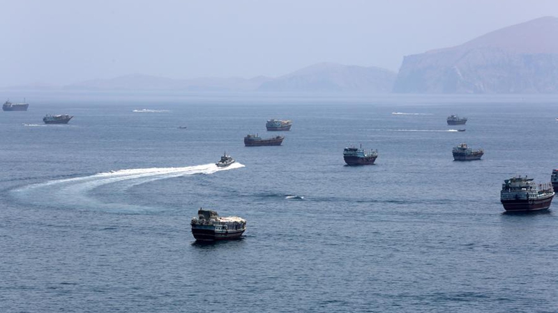 US and Iran exchange strikes over Strait of Hormuz, drawing regional condemnation