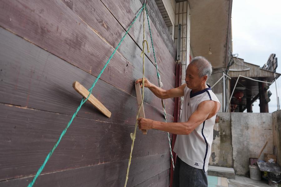 Typhoon Saudel makes landfall in east China's Zhejiang after province activates highest-level emergency response