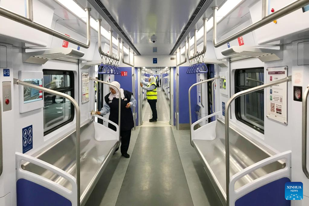 First Light Rail Transit system under construction in EgyptXinhua
