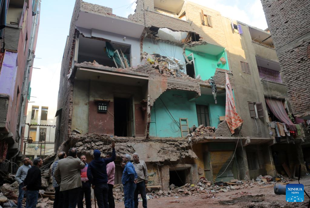 Building collapse in Egypt's Giza kills 3, injures 4Xinhua