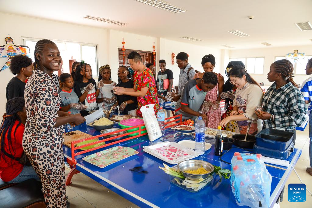 Cultural event held ahead of Chinese Lunar New Year in Cameroon-Xinhua