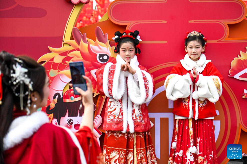 People across China enjoy festive events to celebrate Chinese Lunar New ...