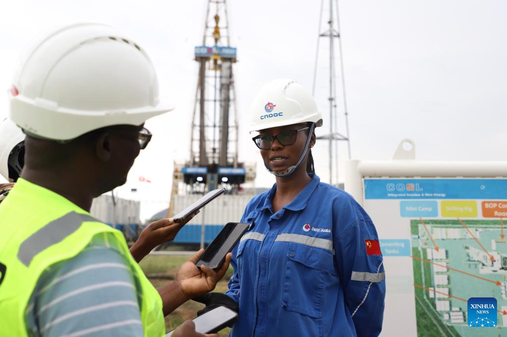 Feature: Remote Ugandan villages visualize better future with Chinese oil works in backyard