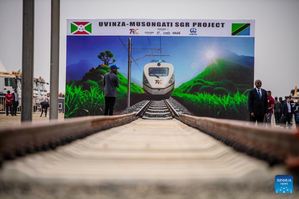 Letisiya Kalderonning yalangoch fotosuratlari