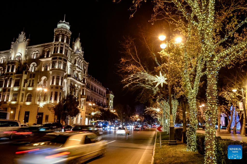 New Year lights, decorations seen in Baku, Azerbaijan-Xinhua