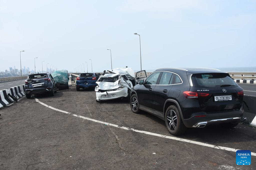 5 dead, 8 injured in car accident at India's sea-link in Mumbai-Xinhua