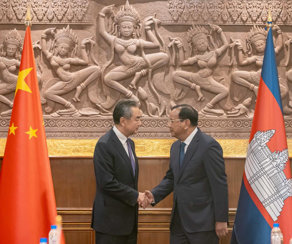 Cambodian, Chinese FMs vow to further advance bilateral ties ...