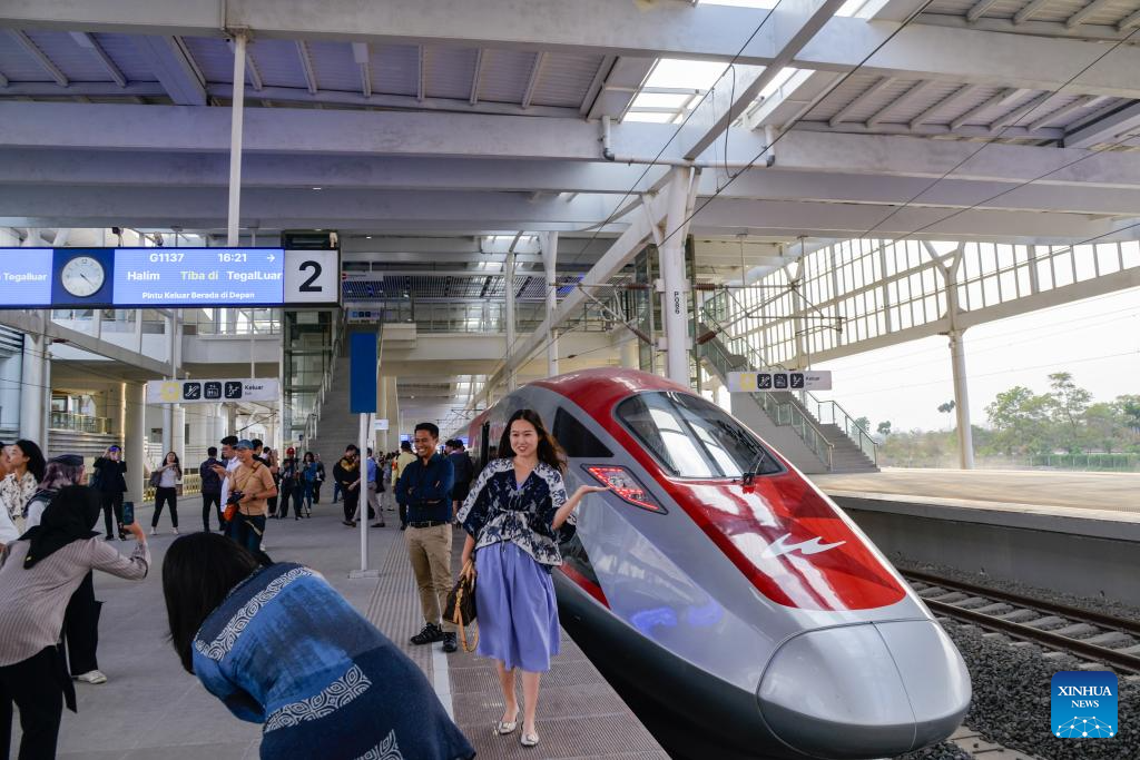 Jakarta-Bandung High-speed Railway Starts Official Operation-Xinhua