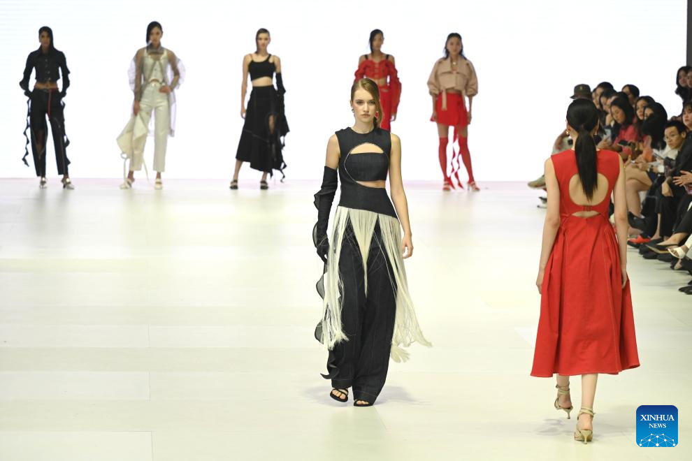 Highlights of Jakarta Fashion Week 2024-Xinhua