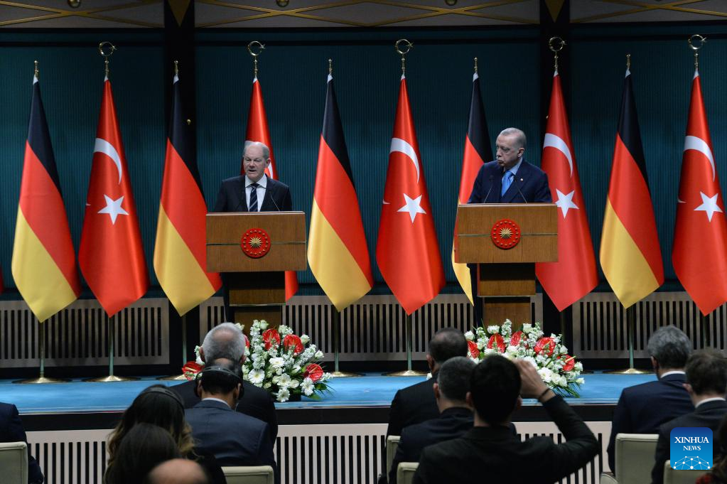 Turkish President Says Ankara To Maintain Ties With Both Kiev, Moscow ...