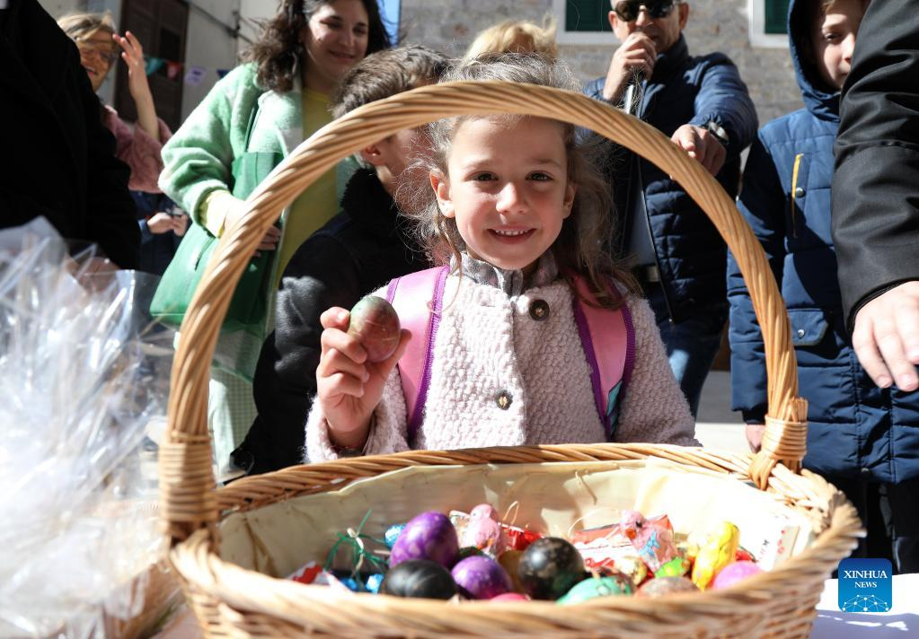Eggs seen during Easter egg tapping event in CroatiaXinhua