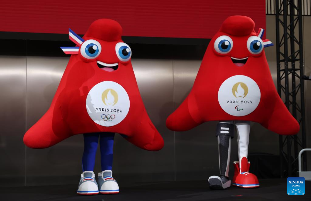 Phryges unveiled as official mascots of Paris 2024 Olympics and ...