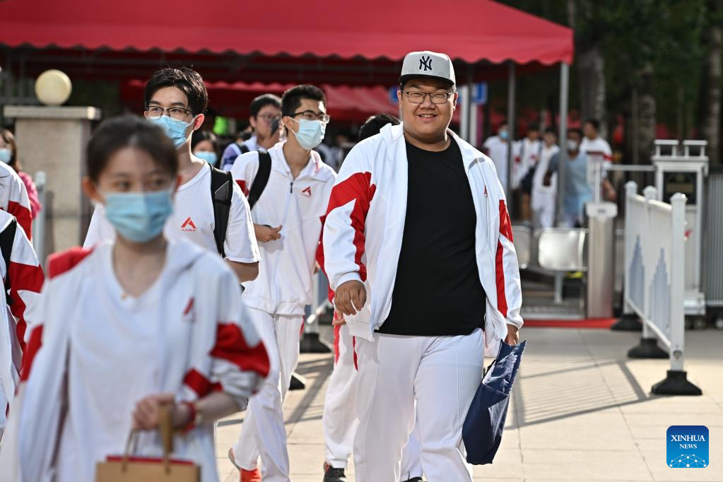 China's annual college entrance exam concludes-Xinhua