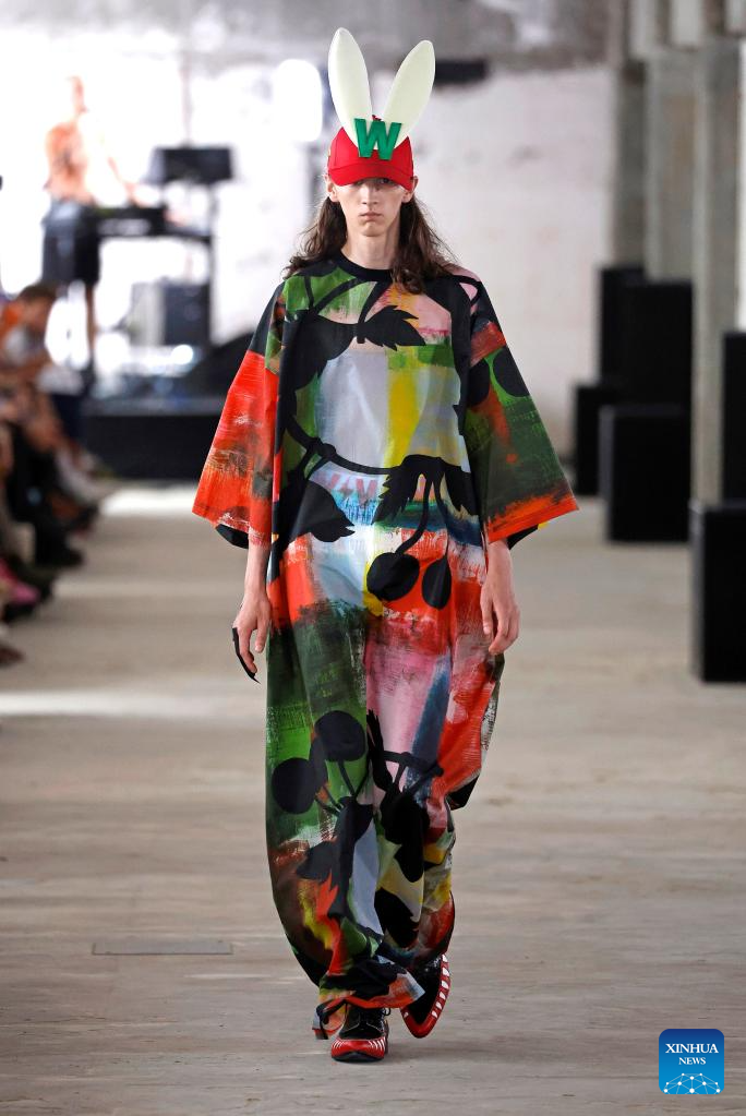 Fashion shows and trends: Catwalk collections from London Fashion Week 2019  - Xinhua