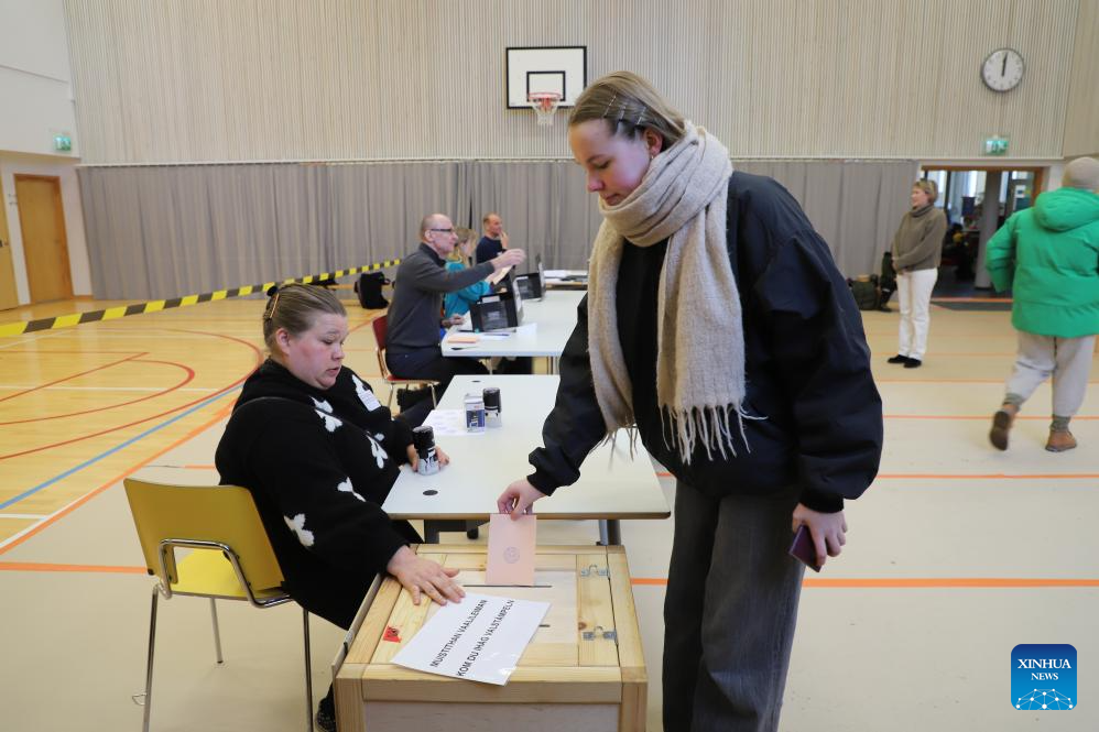 Finland starts final round of presidential electionXinhua