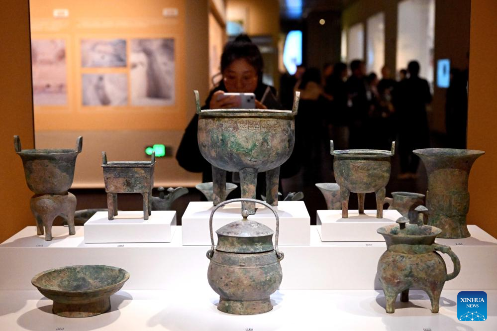 New museum building opens at China's Shang Dynasty capital ...