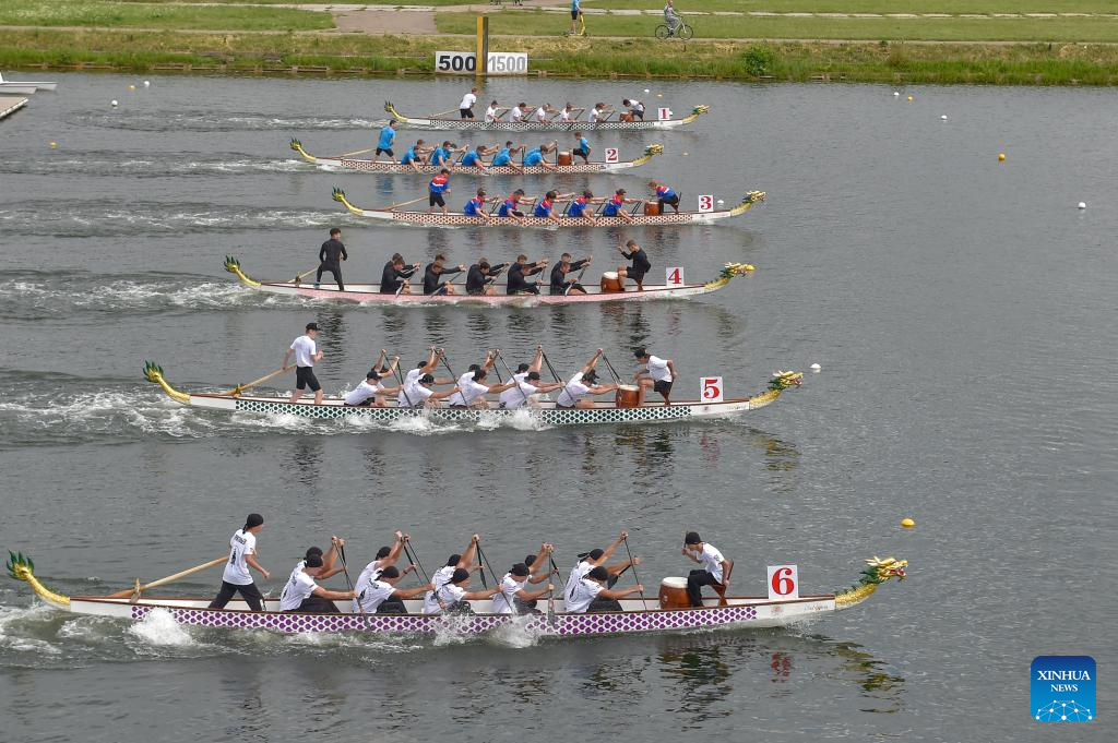 Dragon boat championship of Russia held in Moscow-Xinhua