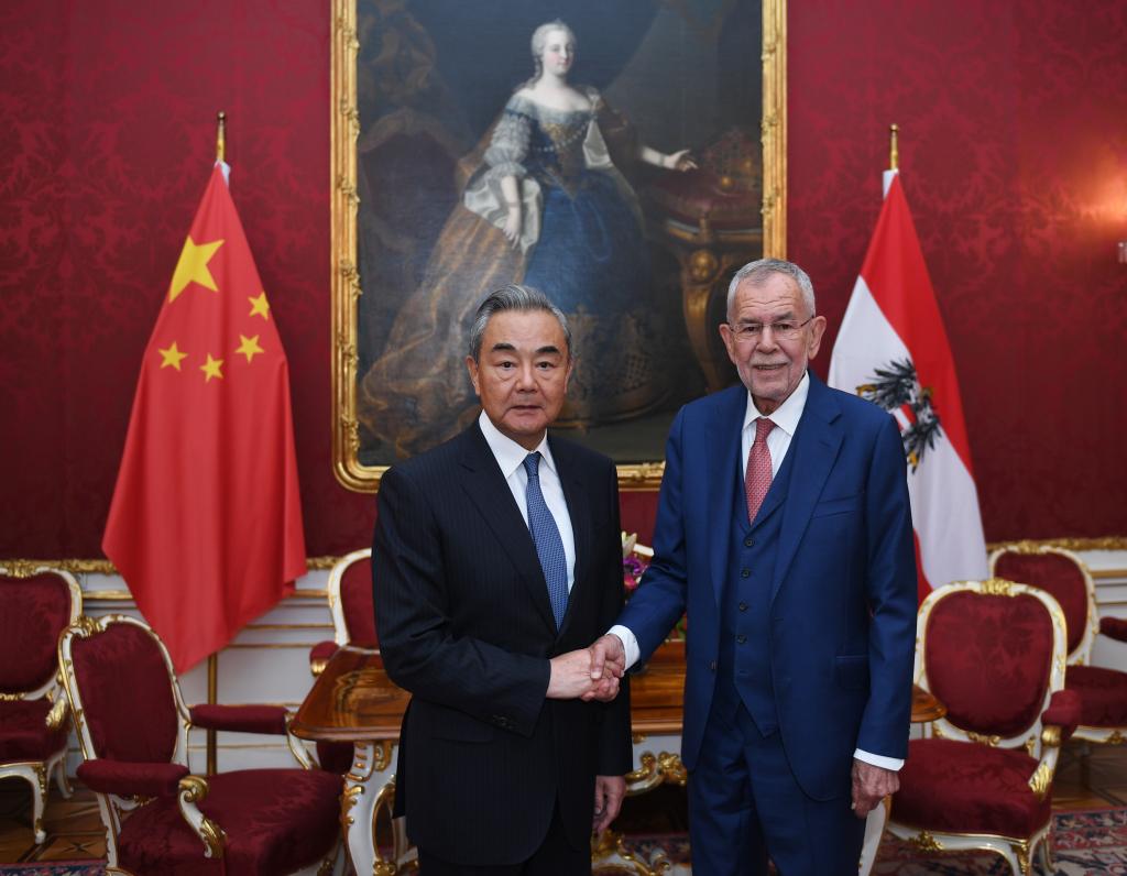 Austrian president says to work with China to uphold multilateralism,  promote peace, development-Xinhua