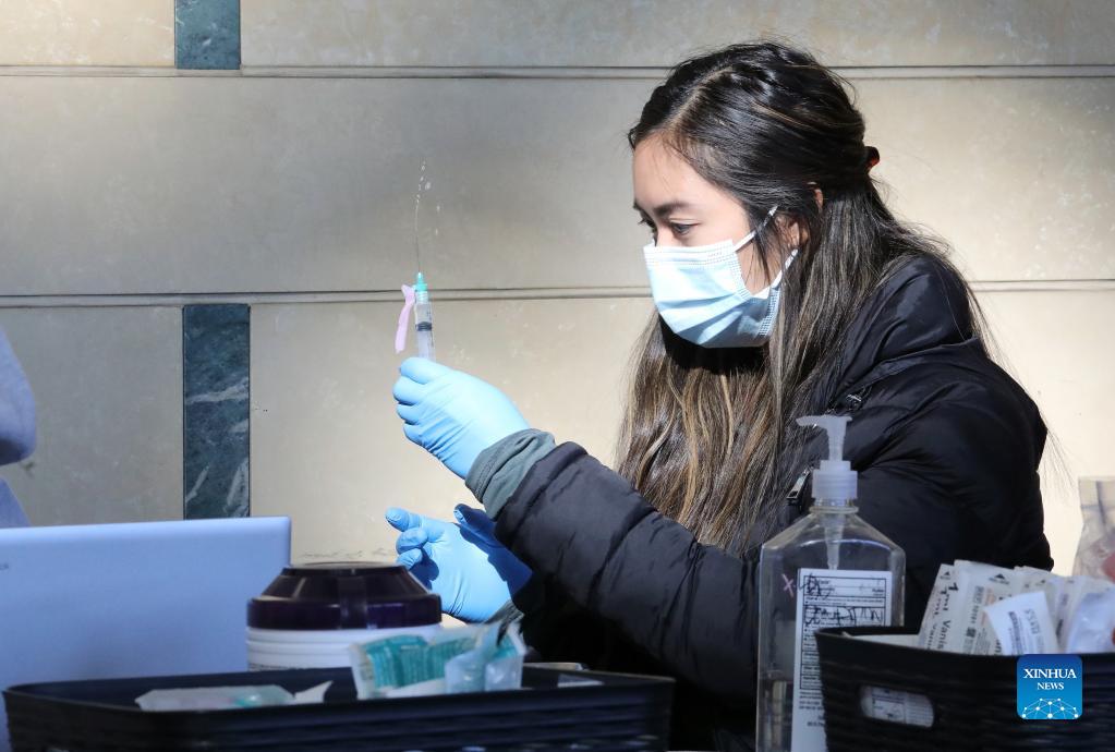 Reinstated indoor mask mandate takes effect in U.S. California amid COVID19 surgeXinhua