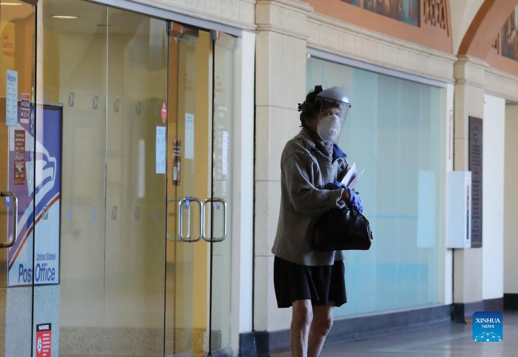 Reinstated indoor mask mandate takes effect in U.S. California amid COVID19 surgeXinhua