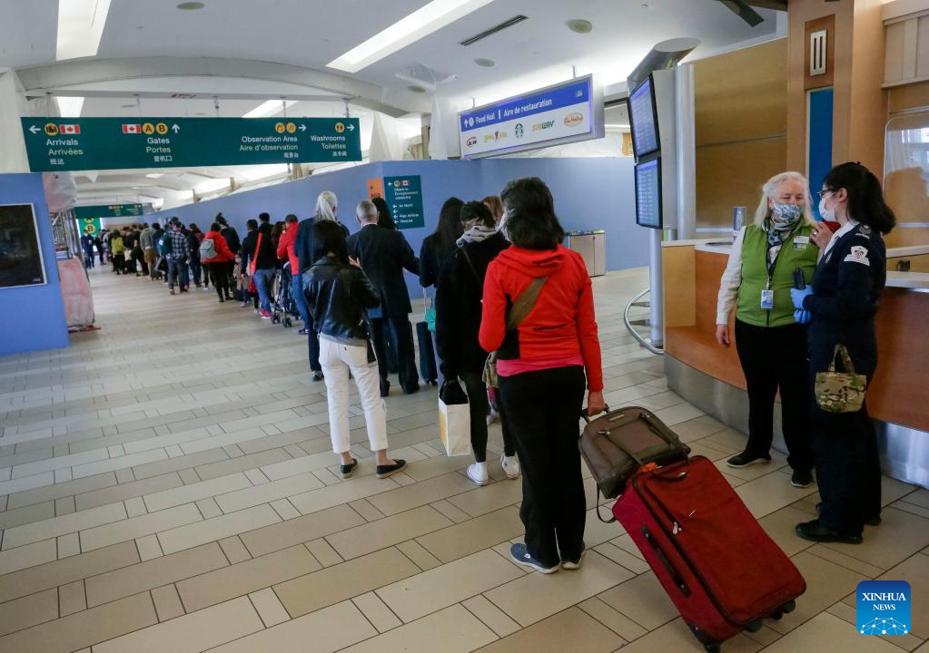 Travelers experience longer wait times at airports in Canada-Xinhua